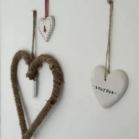 Neuf Avec Balcon Et Parking Prive *