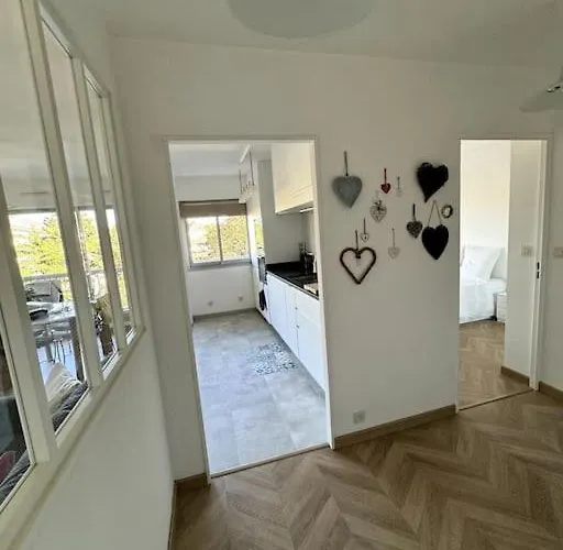 Apartment Neuf Avec Balcon Et Parking Prive